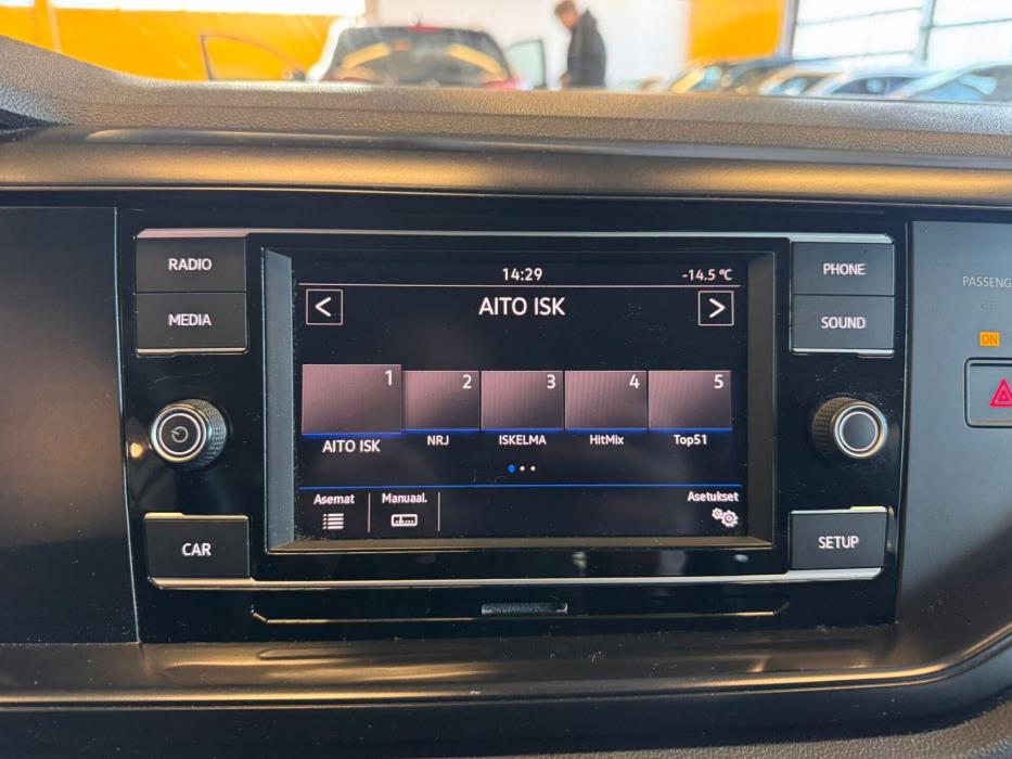 VOLKSWAGEN Polo 2019