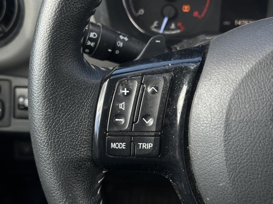 TOYOTA Yaris 2019