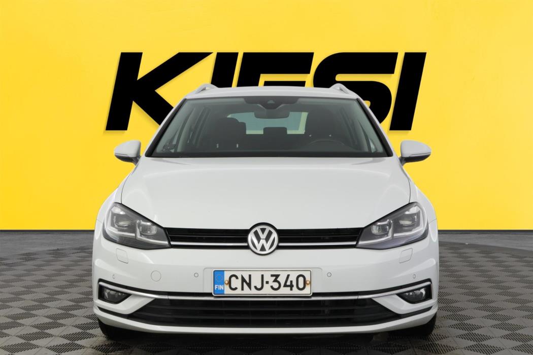 VOLKSWAGEN Golf 2019