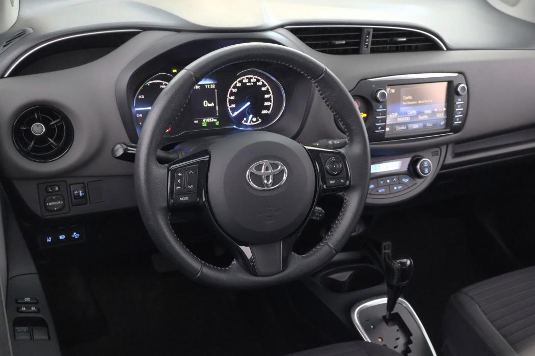 TOYOTA Yaris 2020