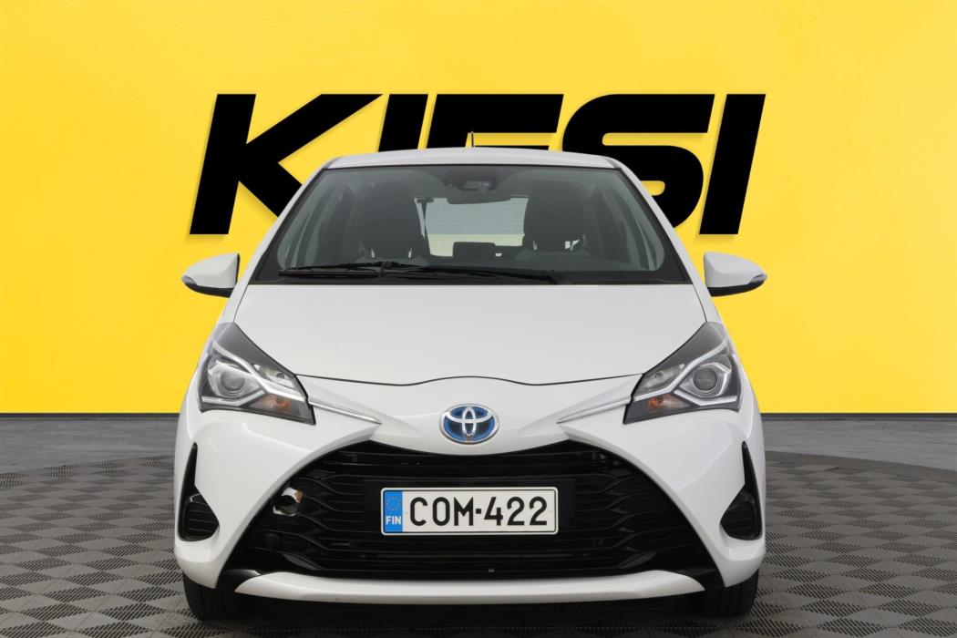 TOYOTA Yaris 2020