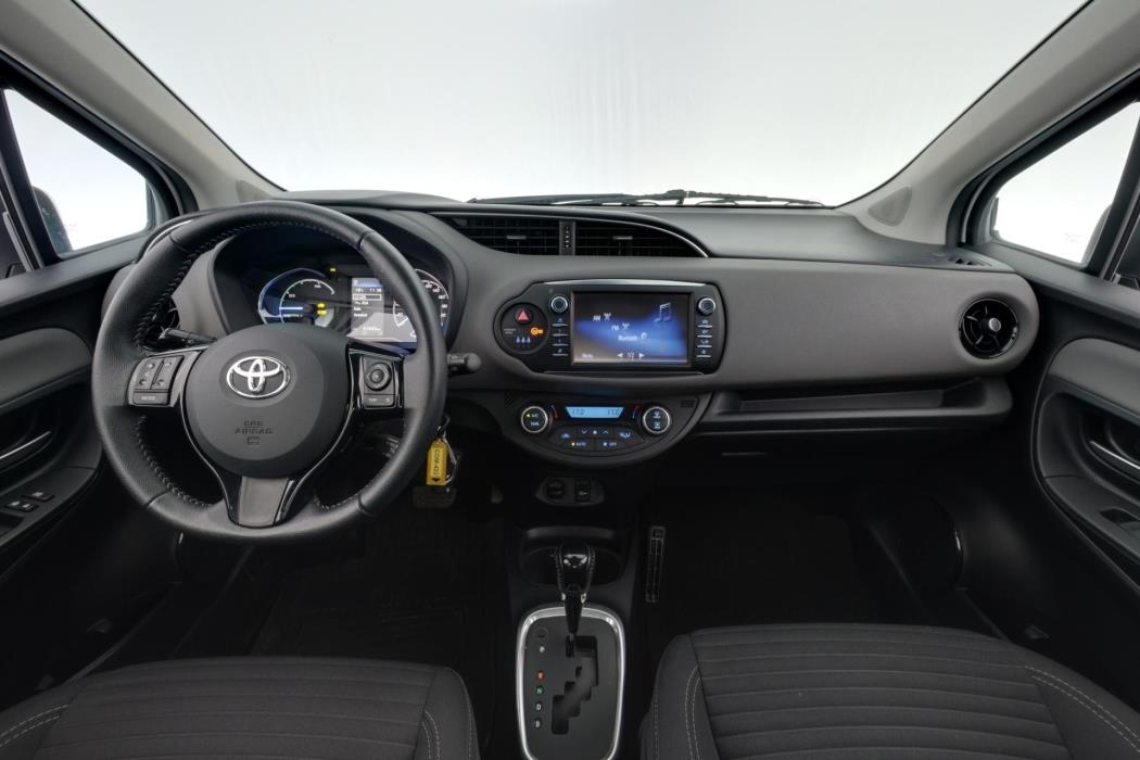 TOYOTA Yaris 2020