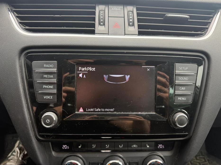 SKODA Octavia 2015