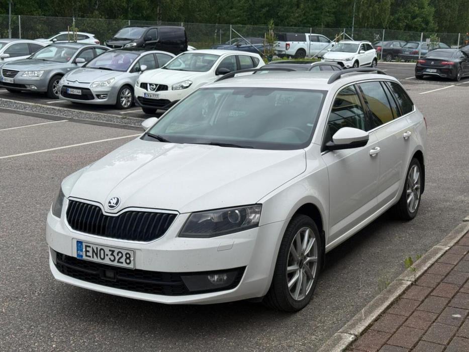 SKODA Octavia 2015
