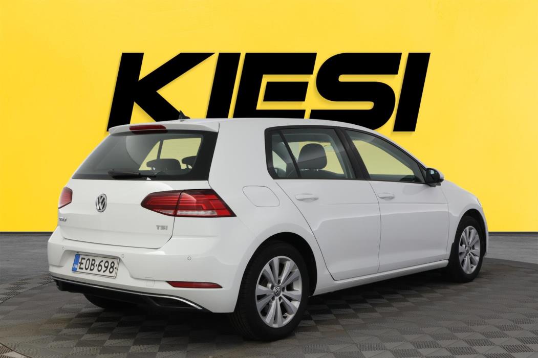 VOLKSWAGEN Golf 2017