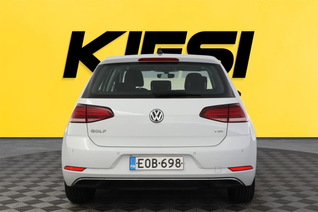 VOLKSWAGEN Golf 2017