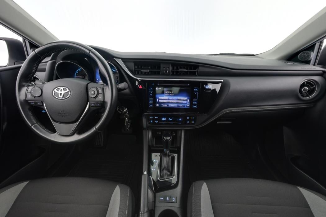TOYOTA Auris 2018