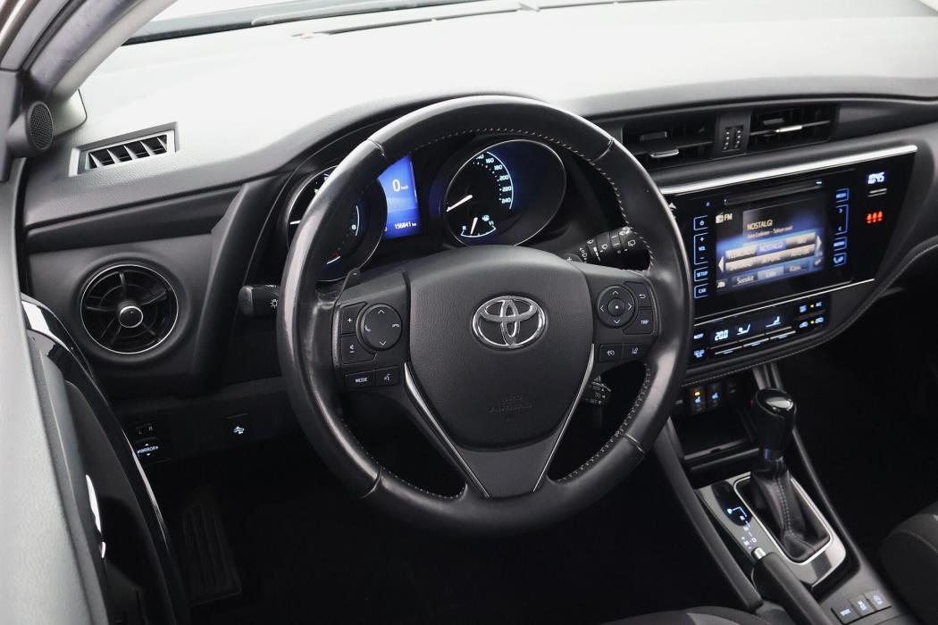 TOYOTA Auris 2018