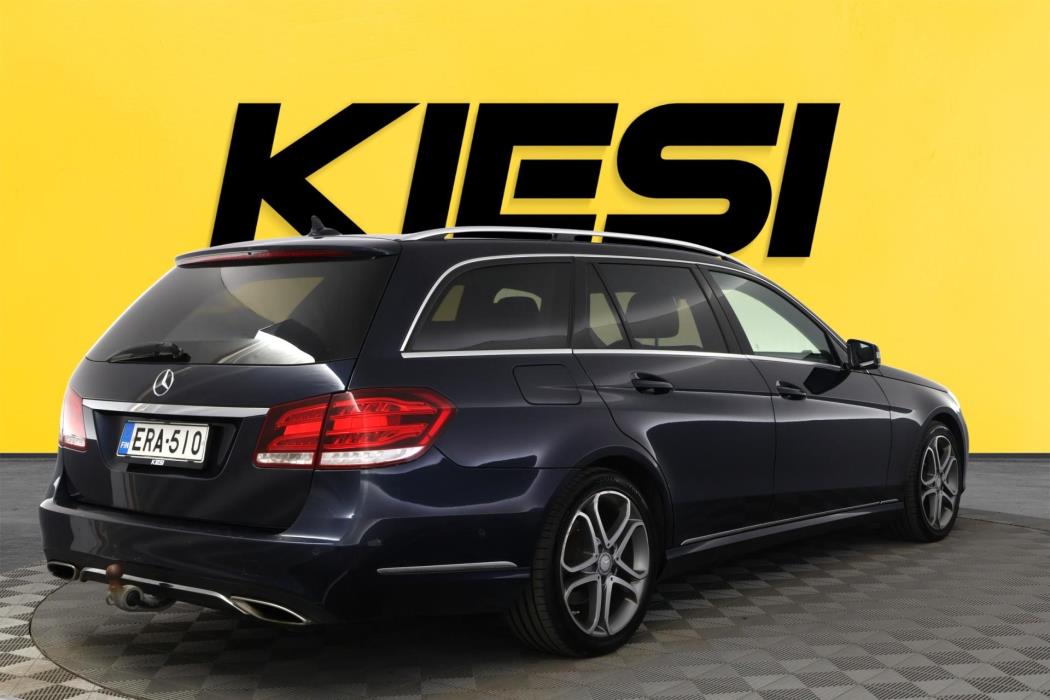 MERCEDES-BENZ E 2015