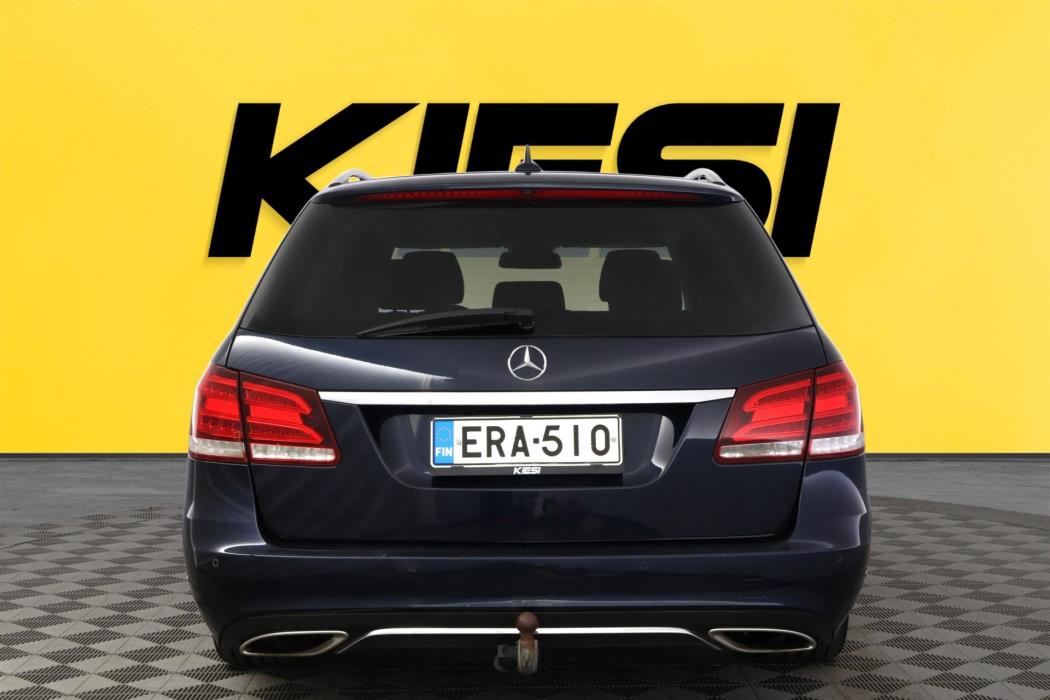 MERCEDES-BENZ E 2015