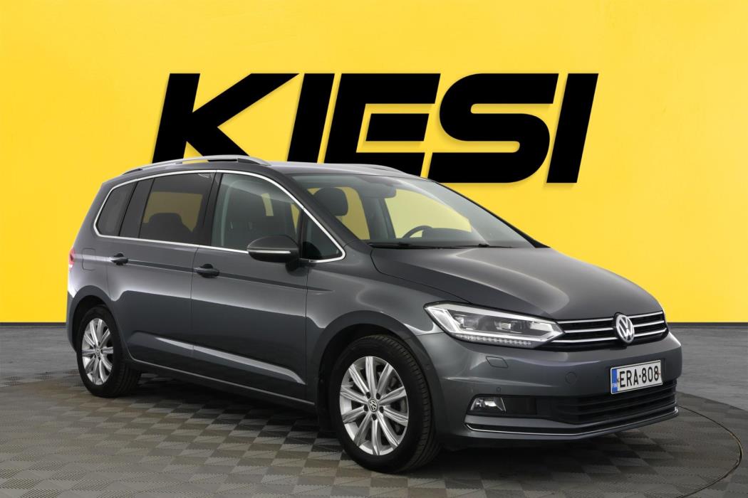 VOLKSWAGEN Touran 2019