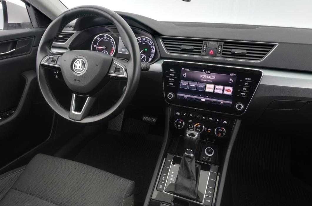 SKODA Superb 2019