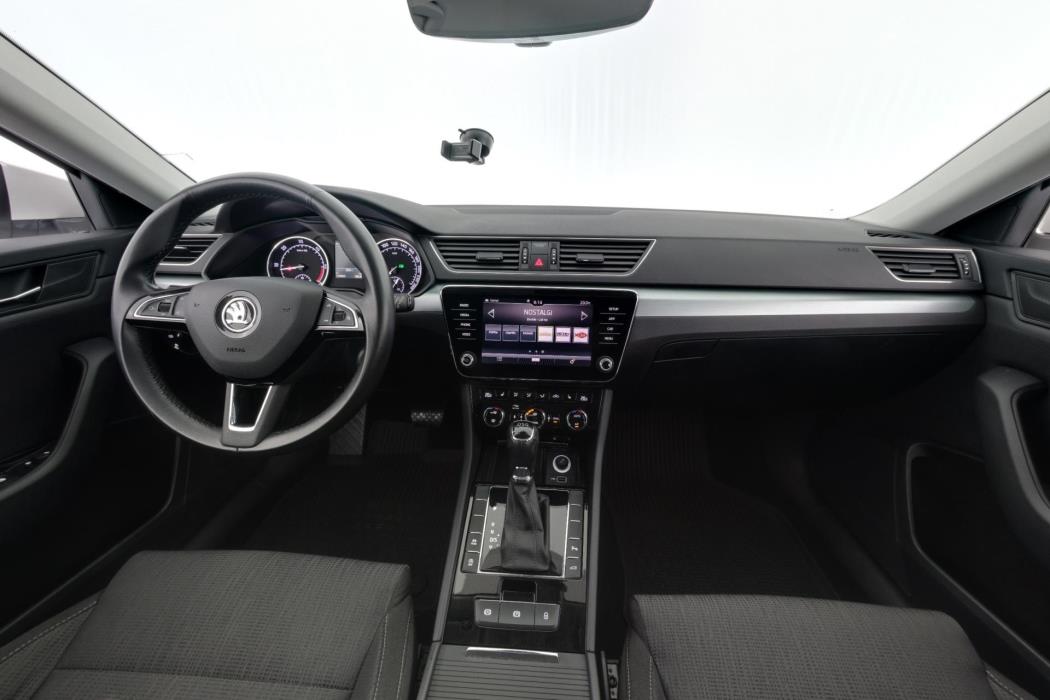 SKODA Superb 2019