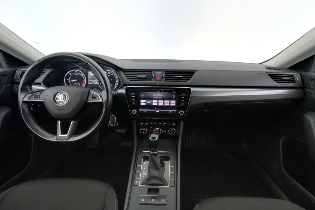SKODA Superb 2019