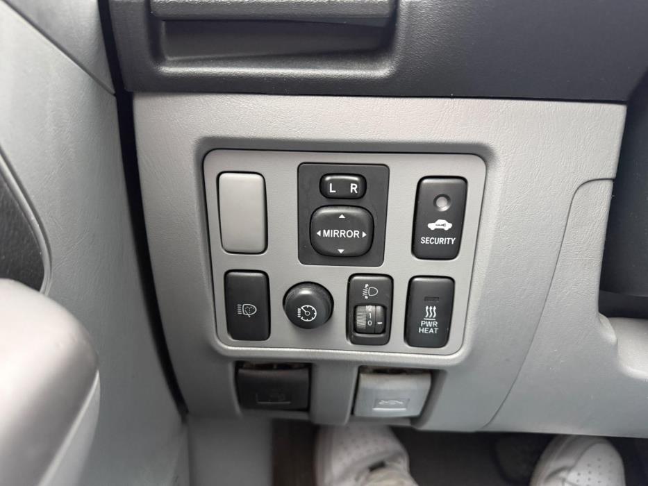 TOYOTA Hilux 2010
