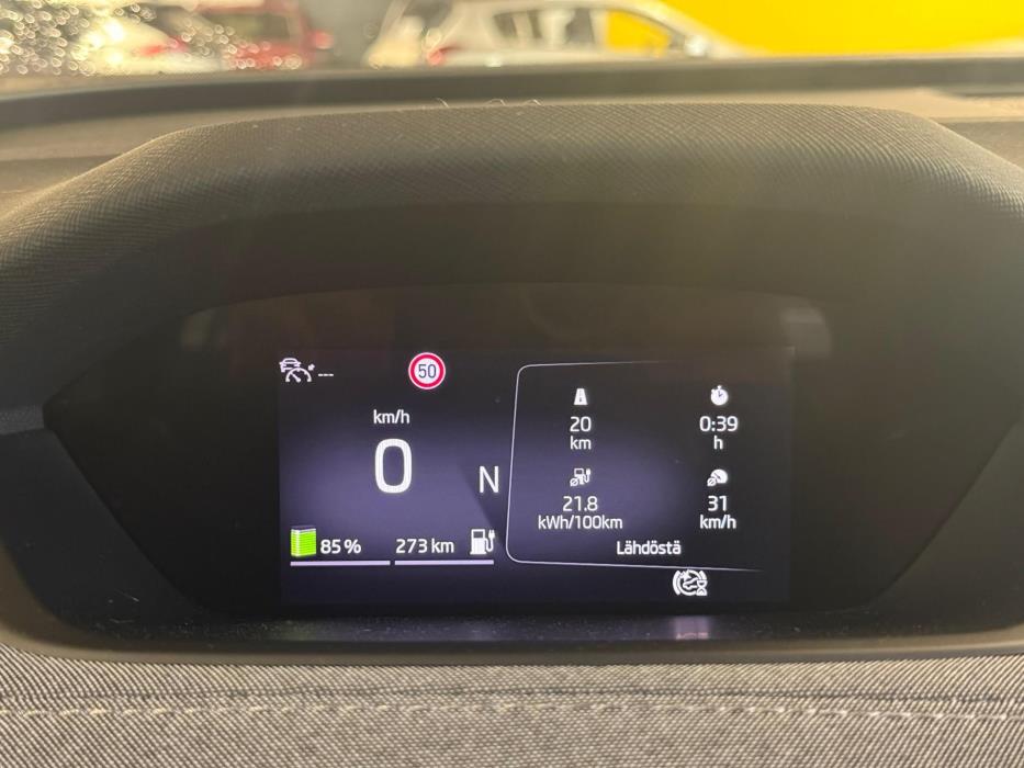 SKODA Enyaq 2023