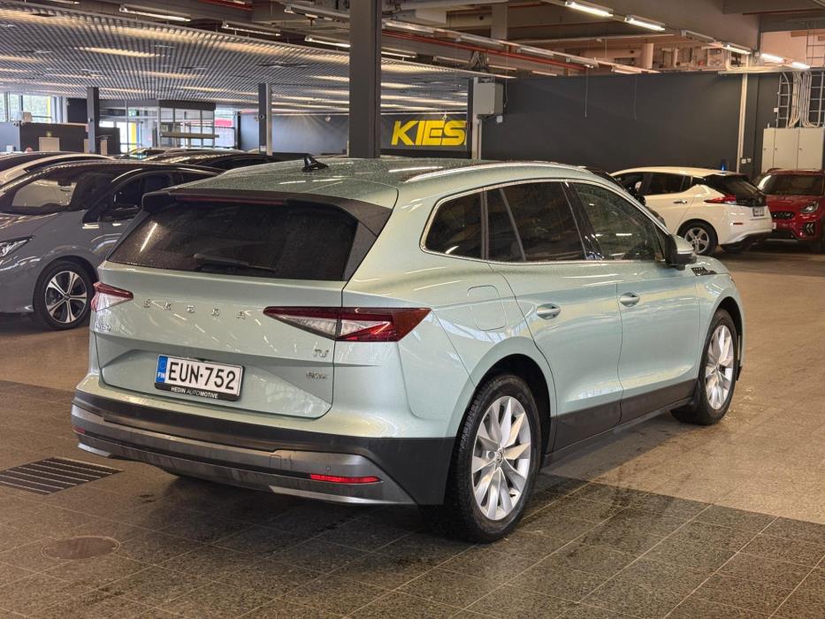 SKODA Enyaq 2023