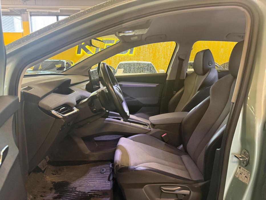 SKODA Enyaq 2023