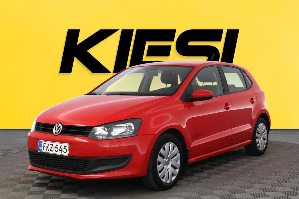 VOLKSWAGEN Polo 2013