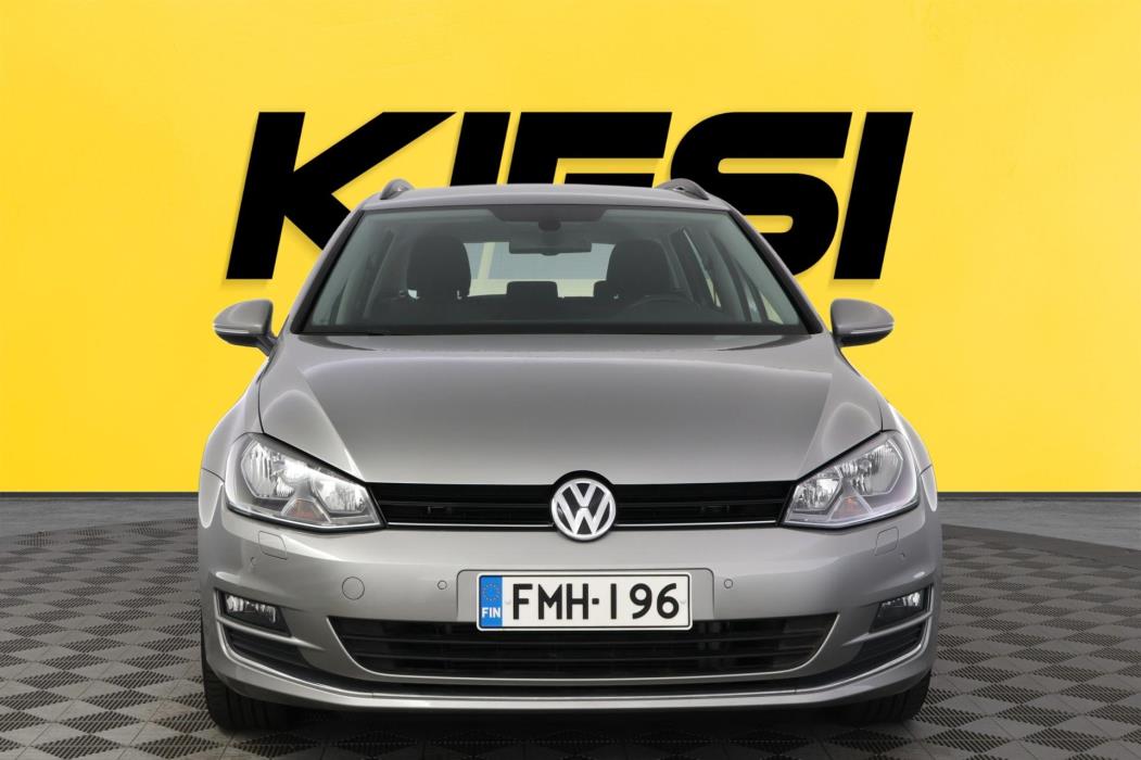 VOLKSWAGEN Golf 2016