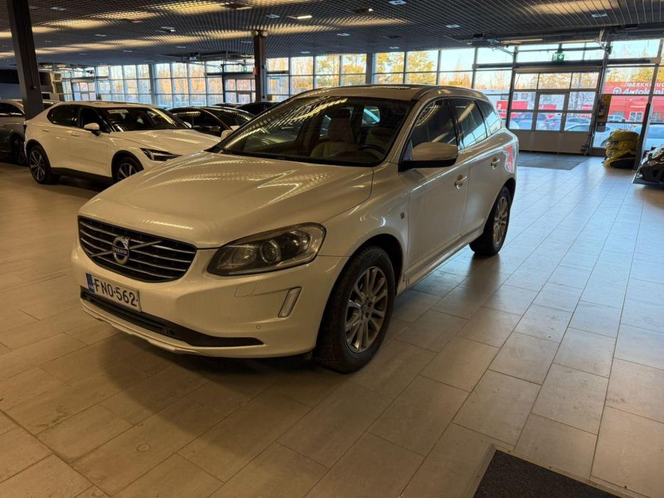 VOLVO XC60 2015