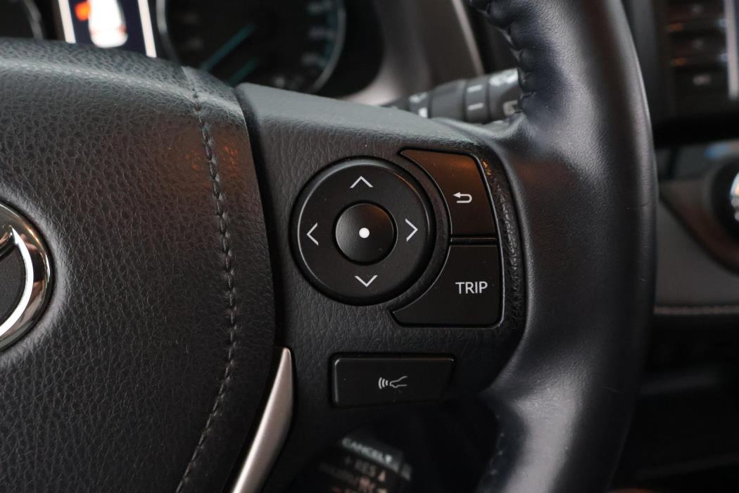 TOYOTA RAV4 2018