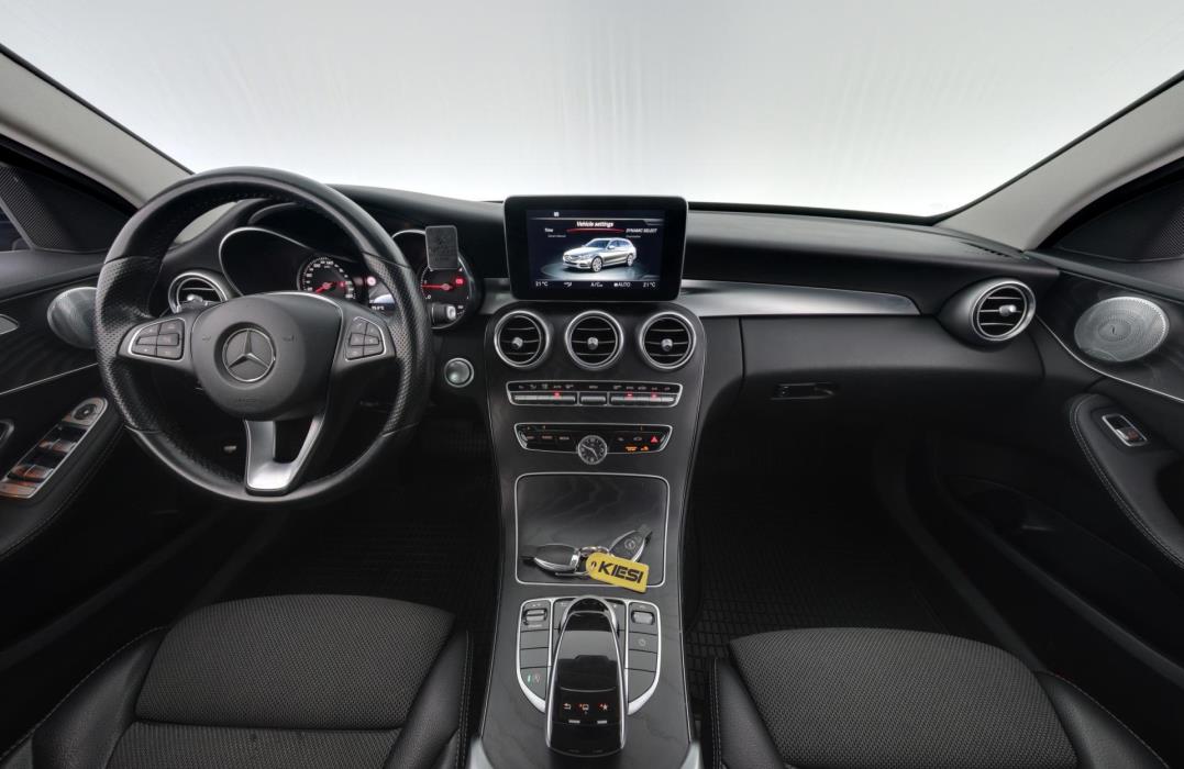 MERCEDES-BENZ C 2015