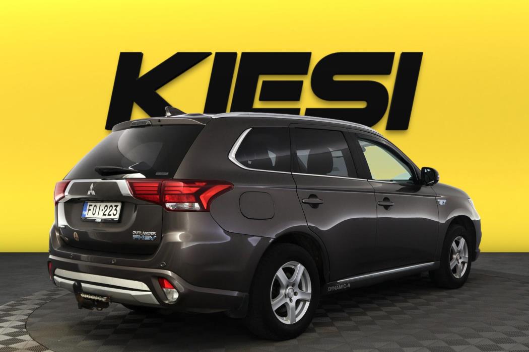MITSUBISHI Outlander PHEV 2017