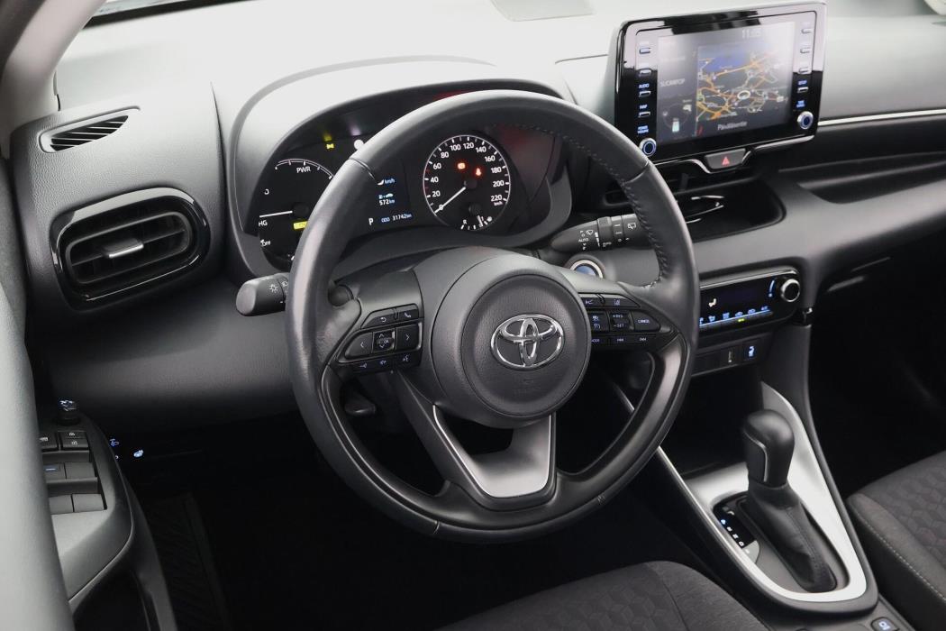 TOYOTA Yaris 2022