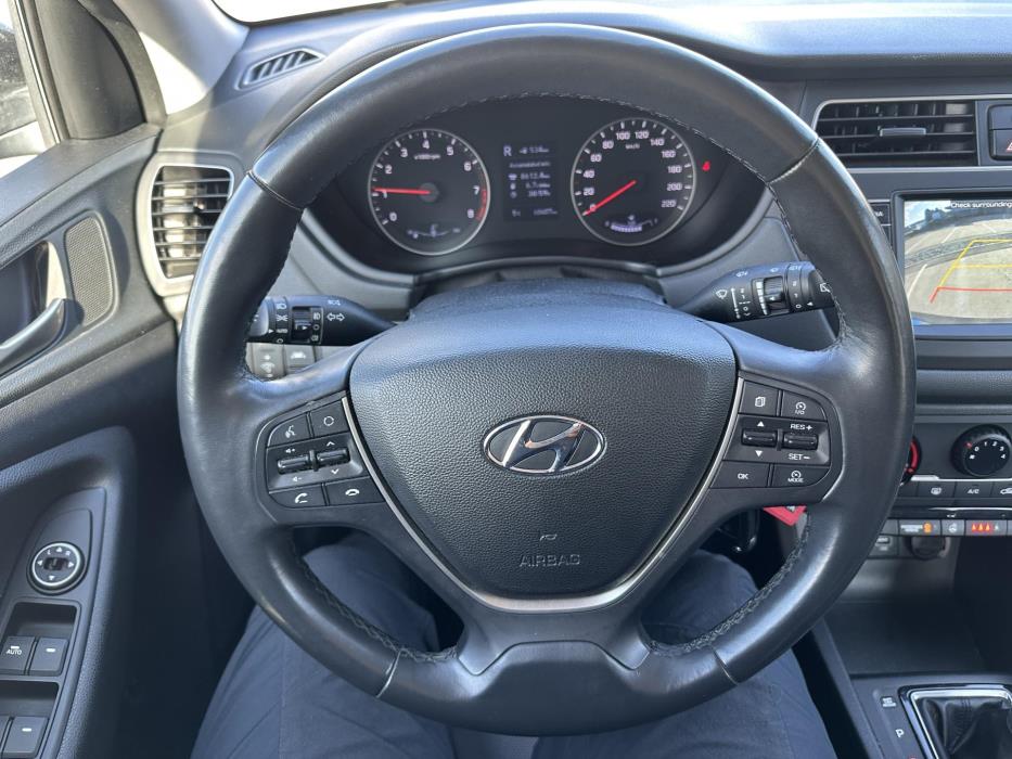 HYUNDAI i20 2020