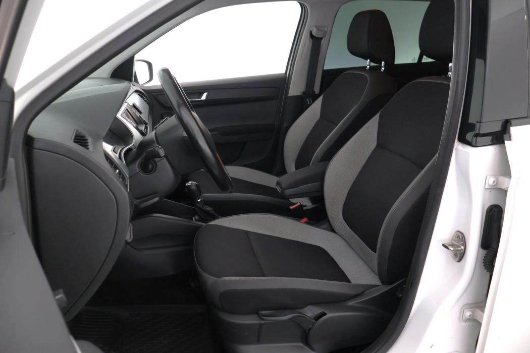 SKODA Fabia 2016