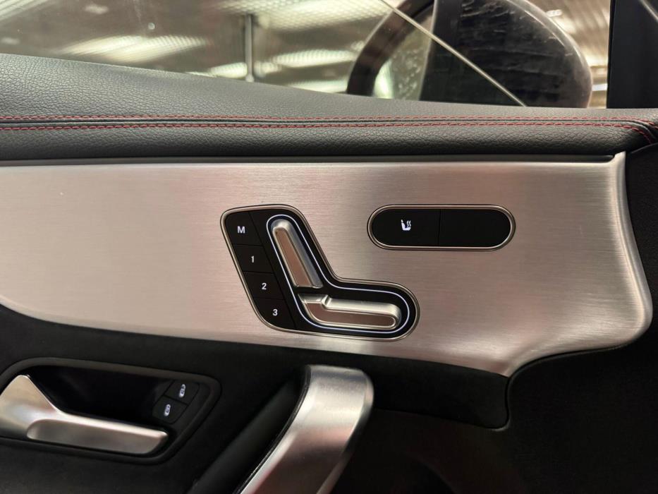 MERCEDES-BENZ CLA 2019