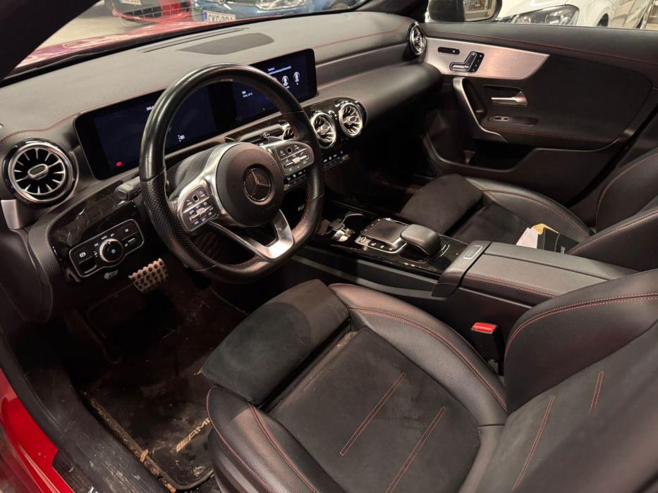 MERCEDES-BENZ CLA 2019