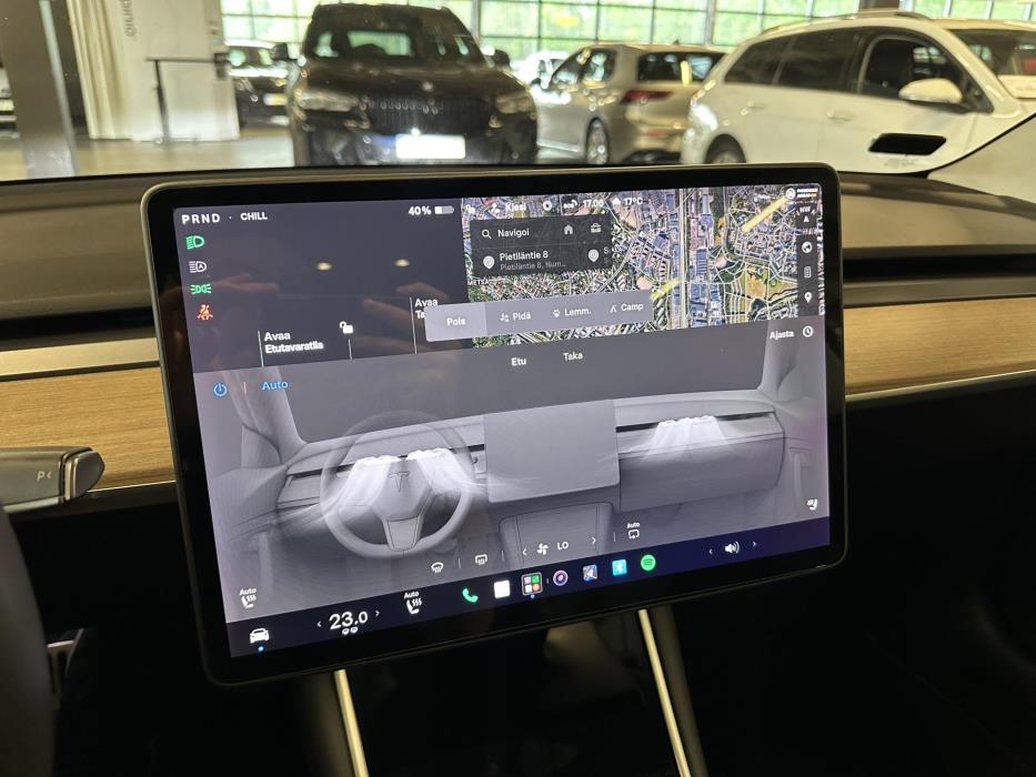 TESLA Model 3 2020