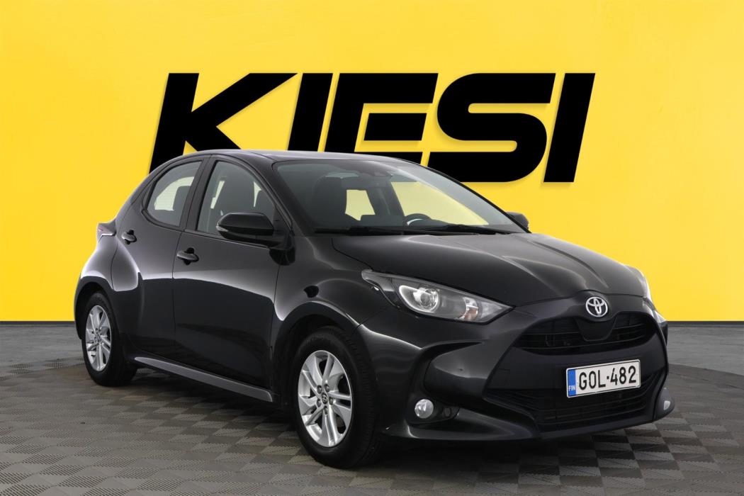 TOYOTA Yaris 2021