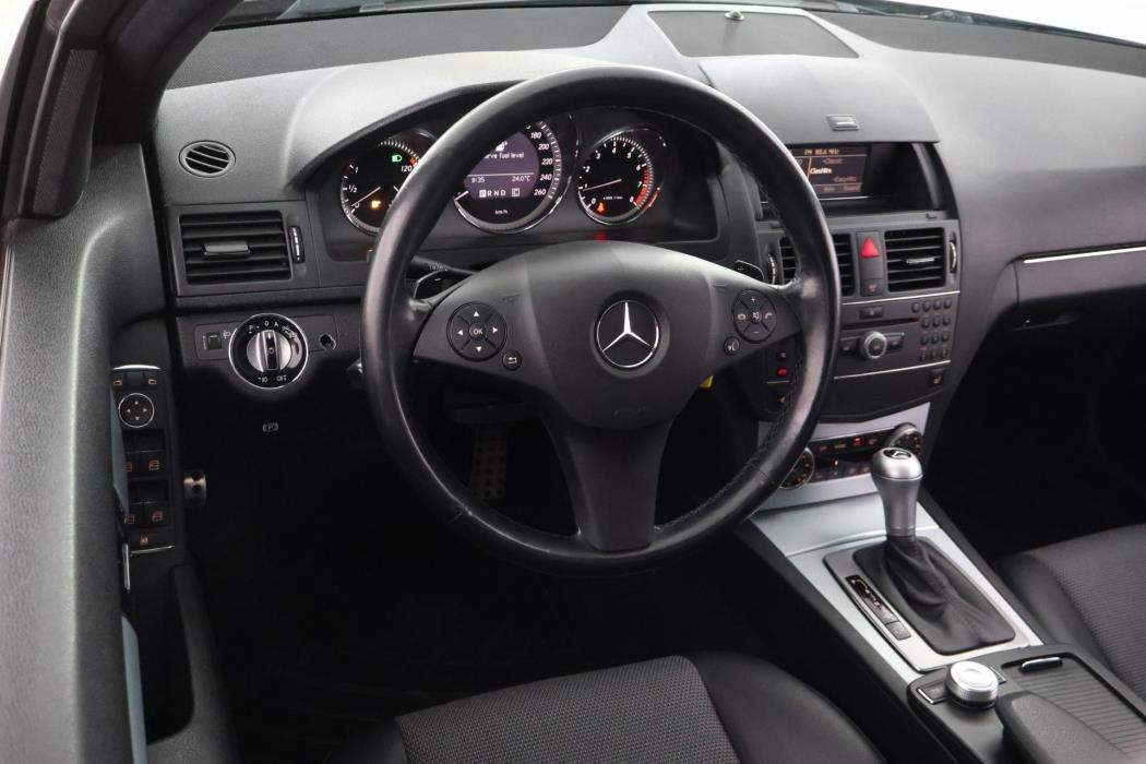 MERCEDES-BENZ C 2010