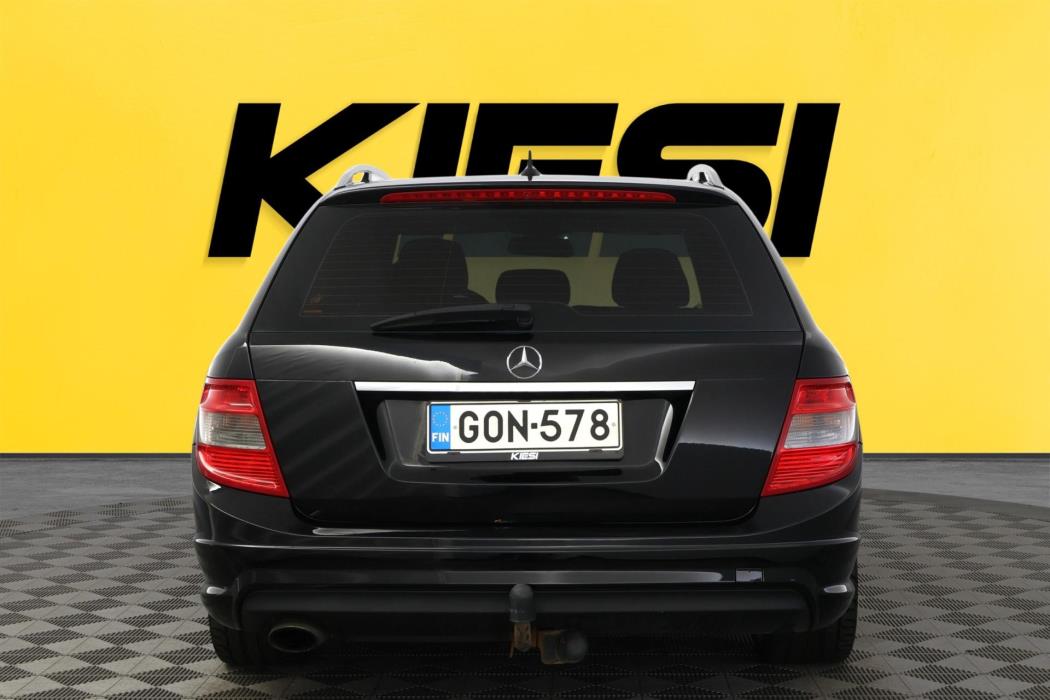 MERCEDES-BENZ C 2010