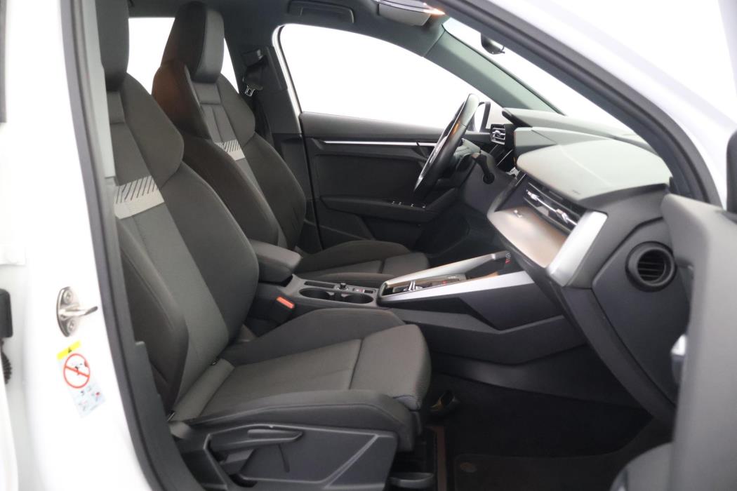 AUDI A3 2021