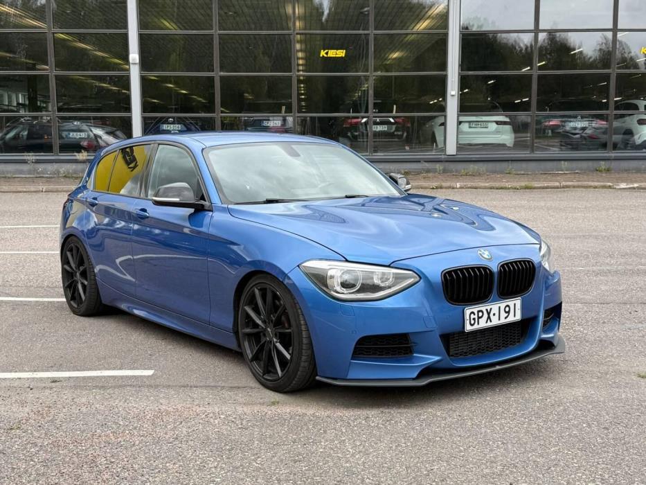 BMW M135i 2013