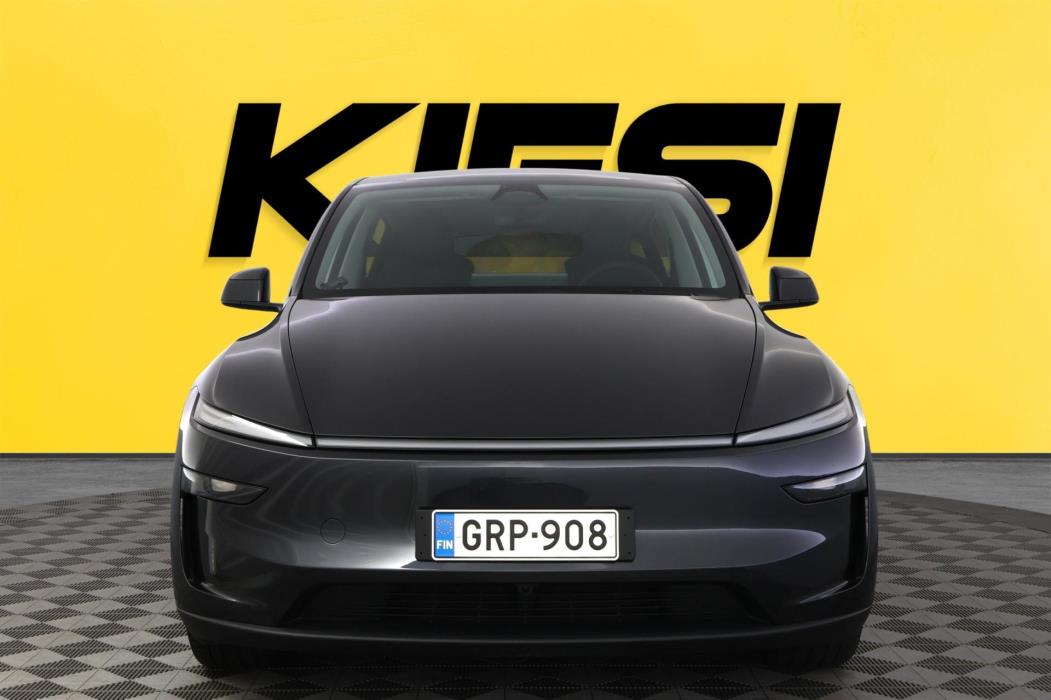 TESLA Model Y 2025