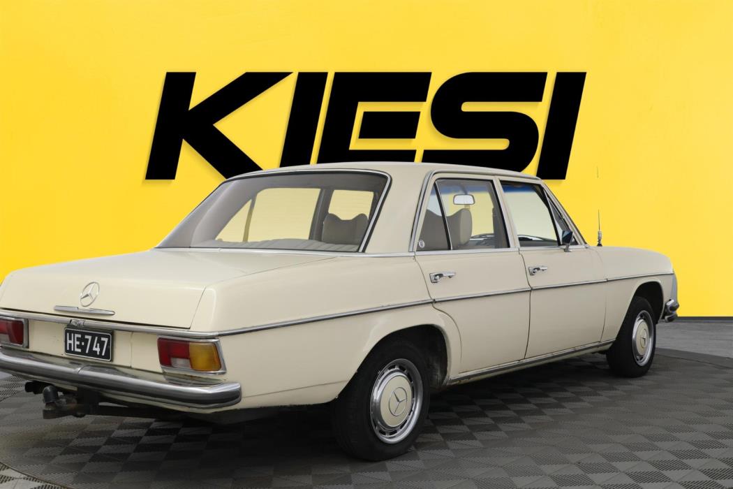 MERCEDES-BENZ 250 1968