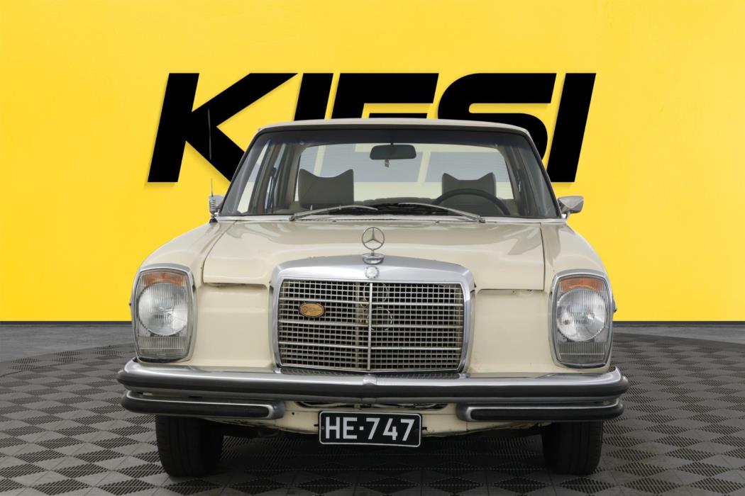 MERCEDES-BENZ 250 1968