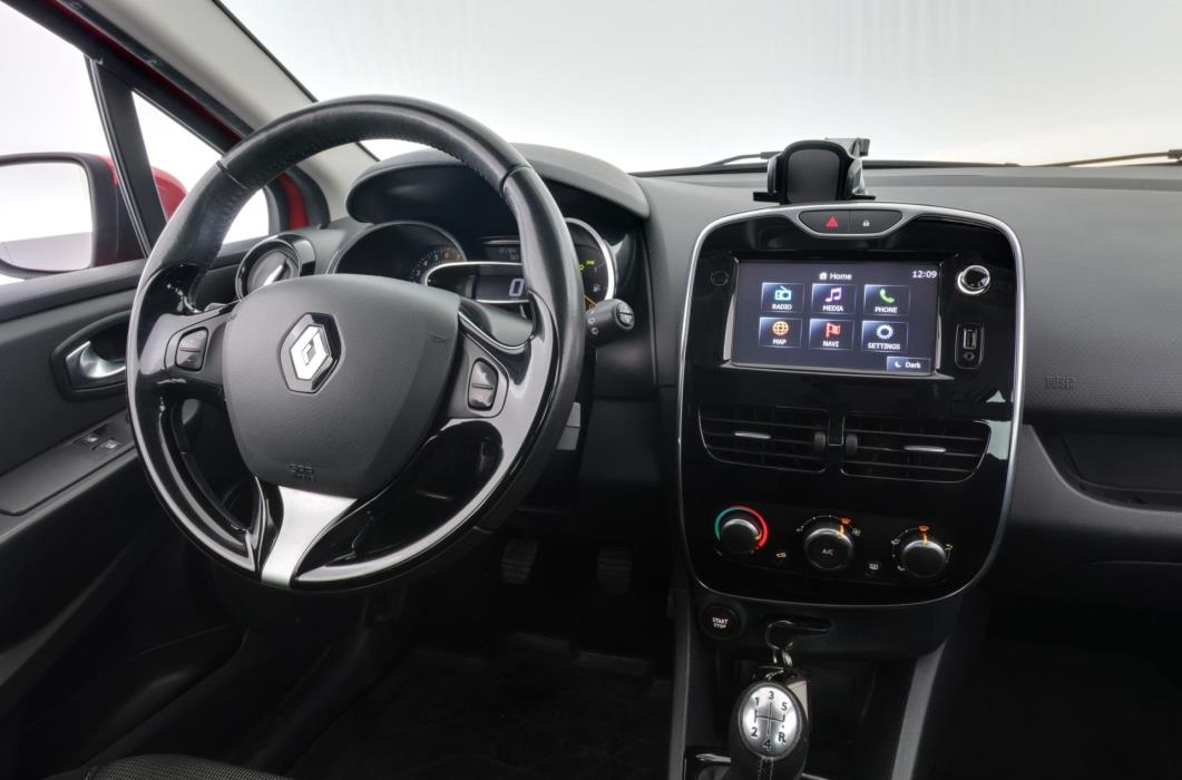 RENAULT Clio 2015