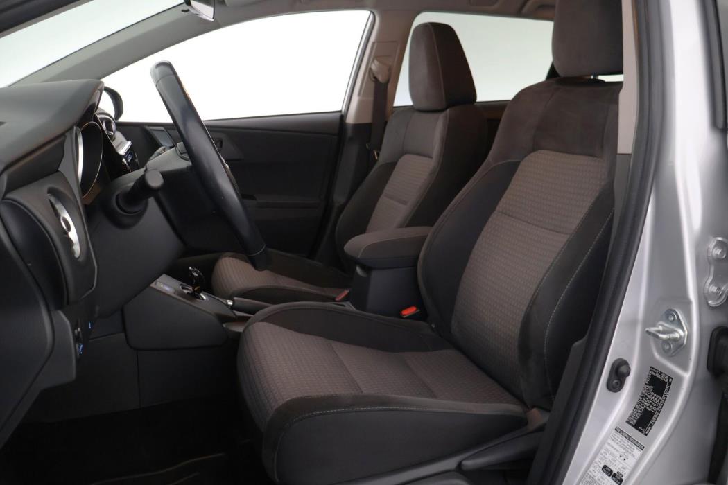 TOYOTA Auris 2018