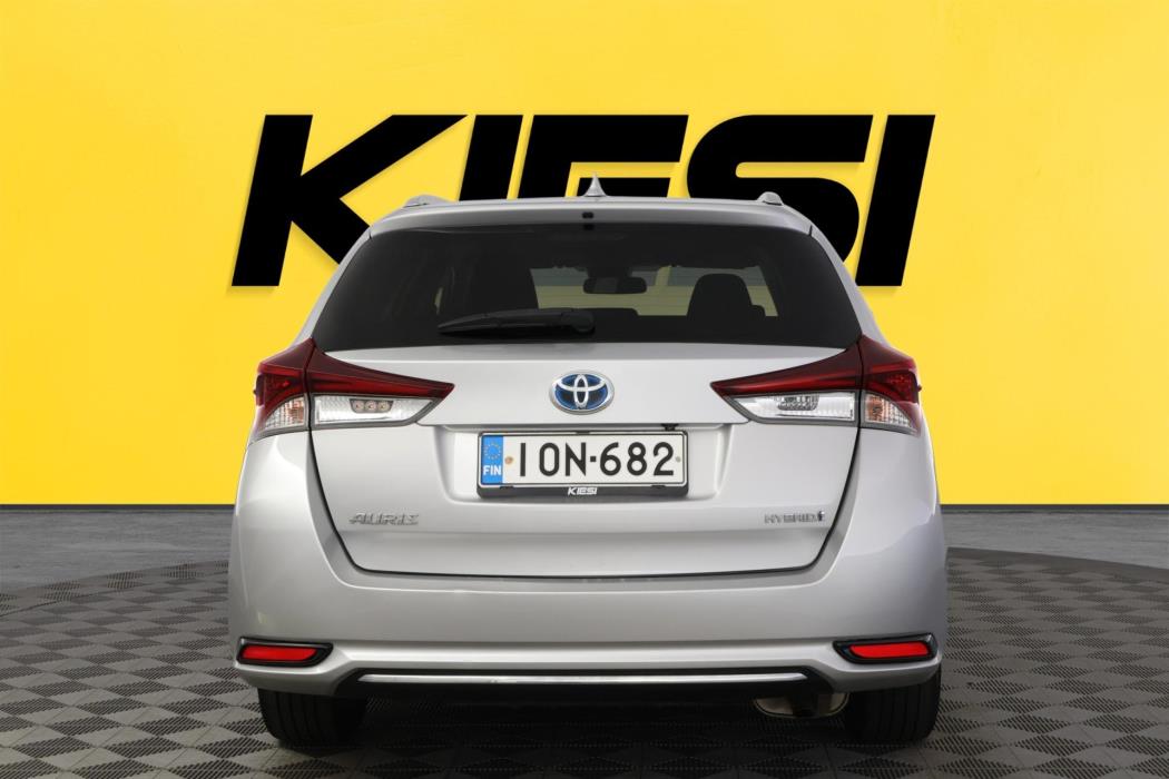 TOYOTA Auris 2018