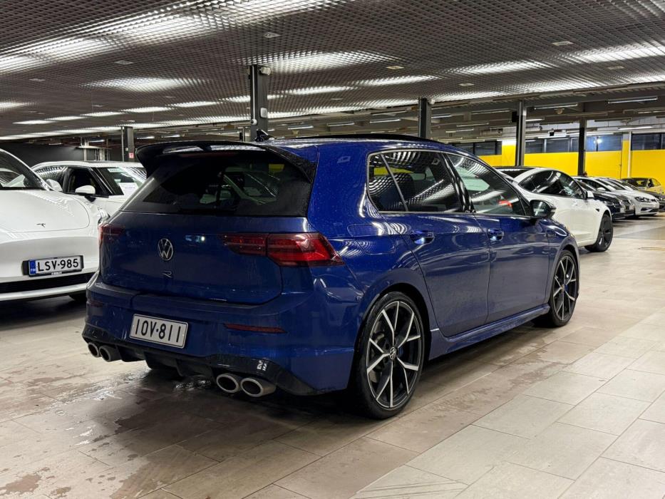 VOLKSWAGEN Golf 2021