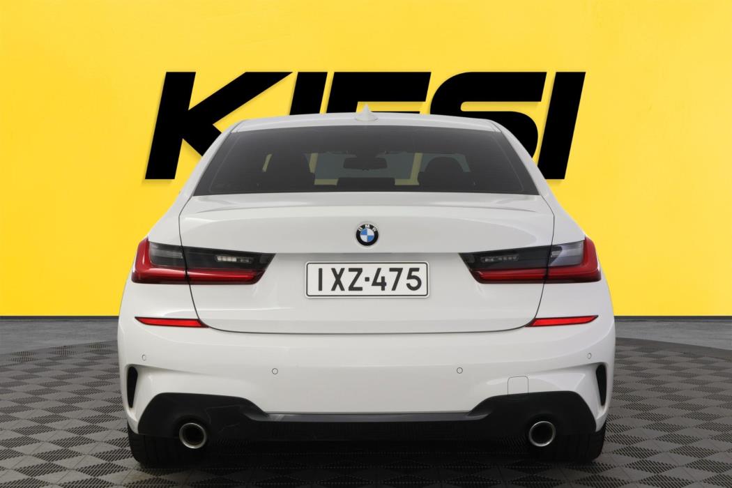 BMW 330 2020