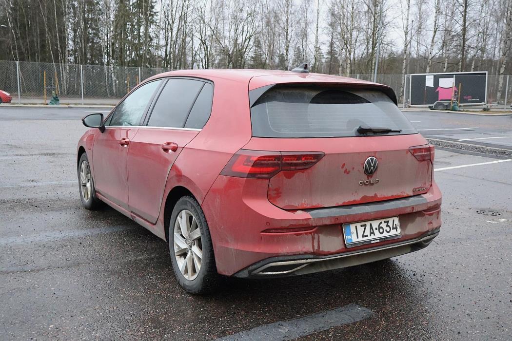 VOLKSWAGEN Golf 2021