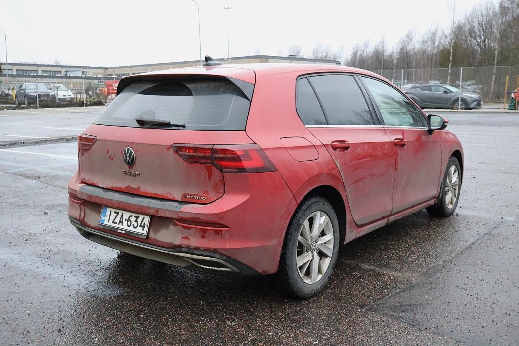 VOLKSWAGEN Golf 2021