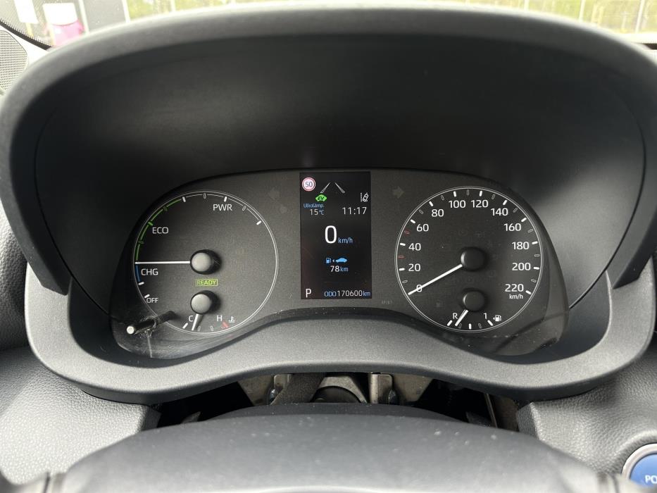 TOYOTA Yaris 2021